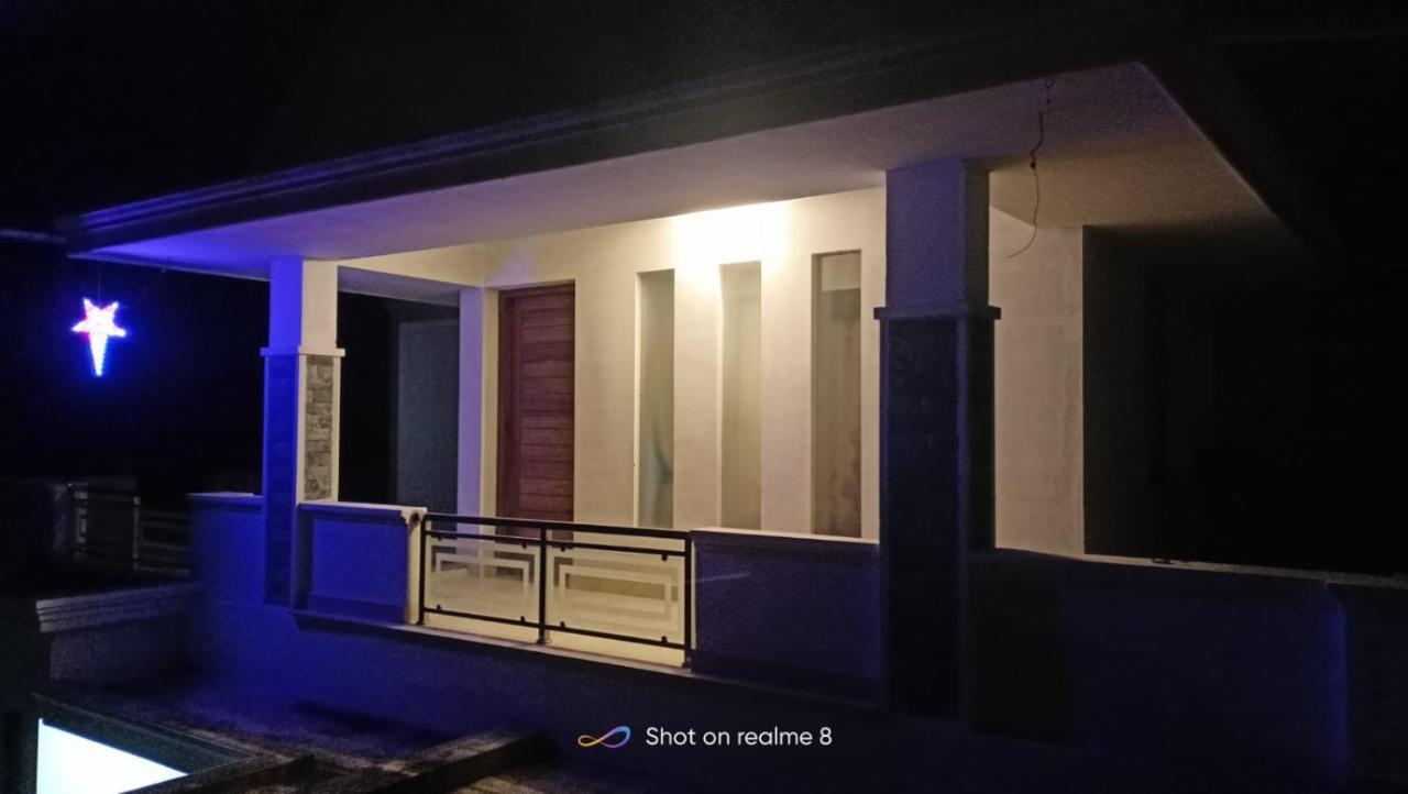 Appartement Agape Marari à Mararikulam Extérieur photo