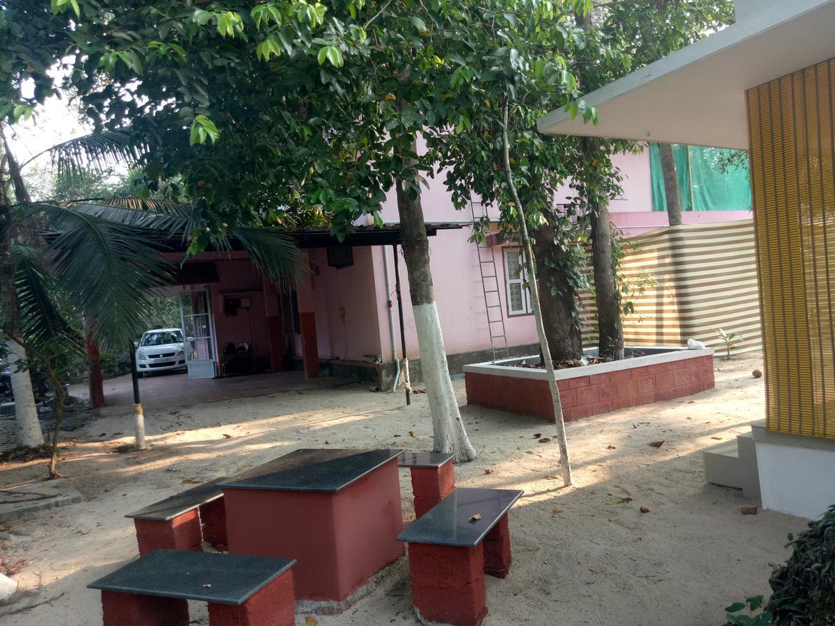 Appartement Agape Marari à Mararikulam Extérieur photo
